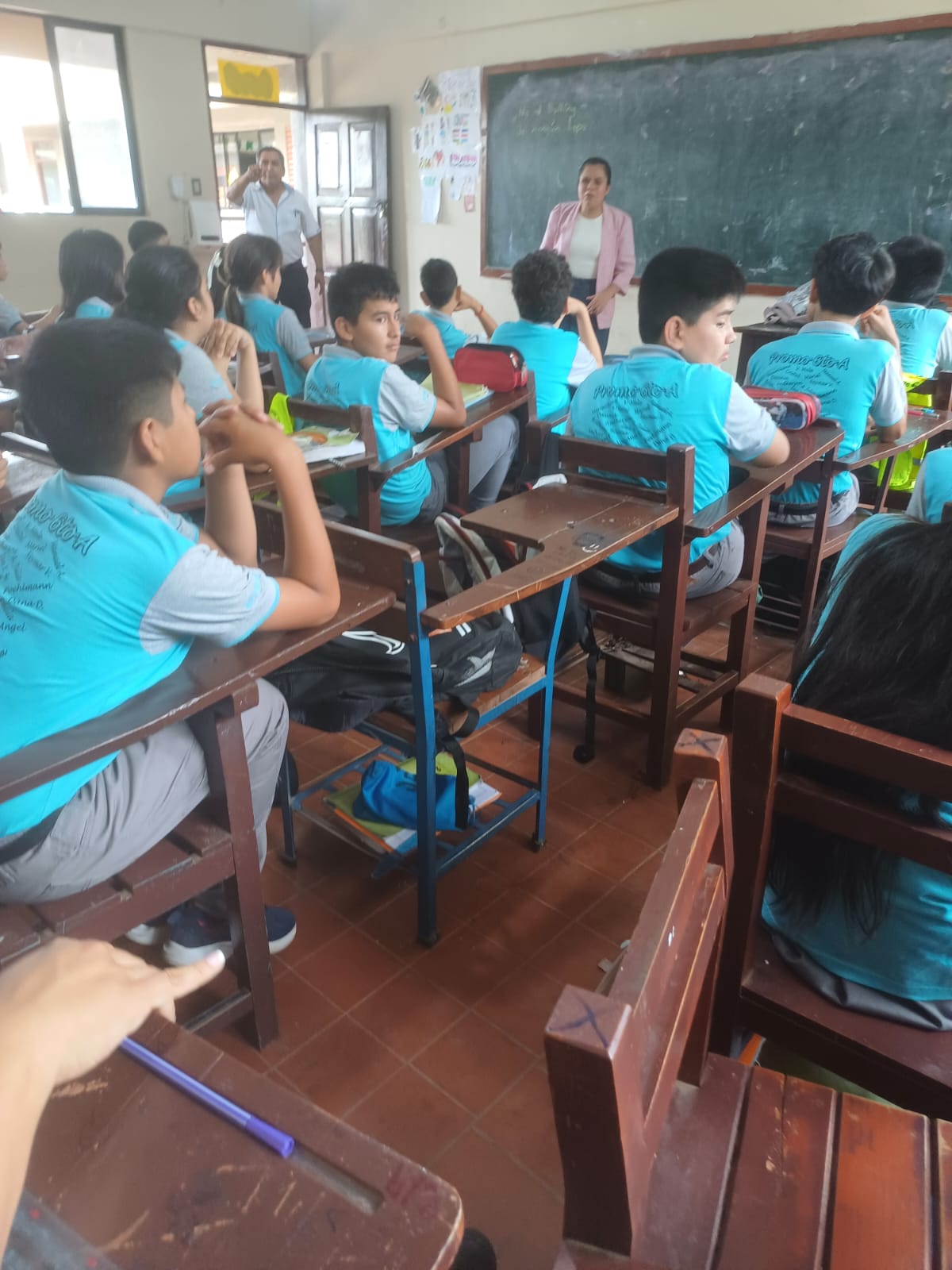 Primera visita a un colegio público.